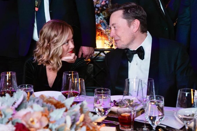 ElonMuskAOC's tweet photo. I'll admit

The Italian Prime Minister and I would make a cute couple

What do you think? https://t.co/NkXslzJAt3