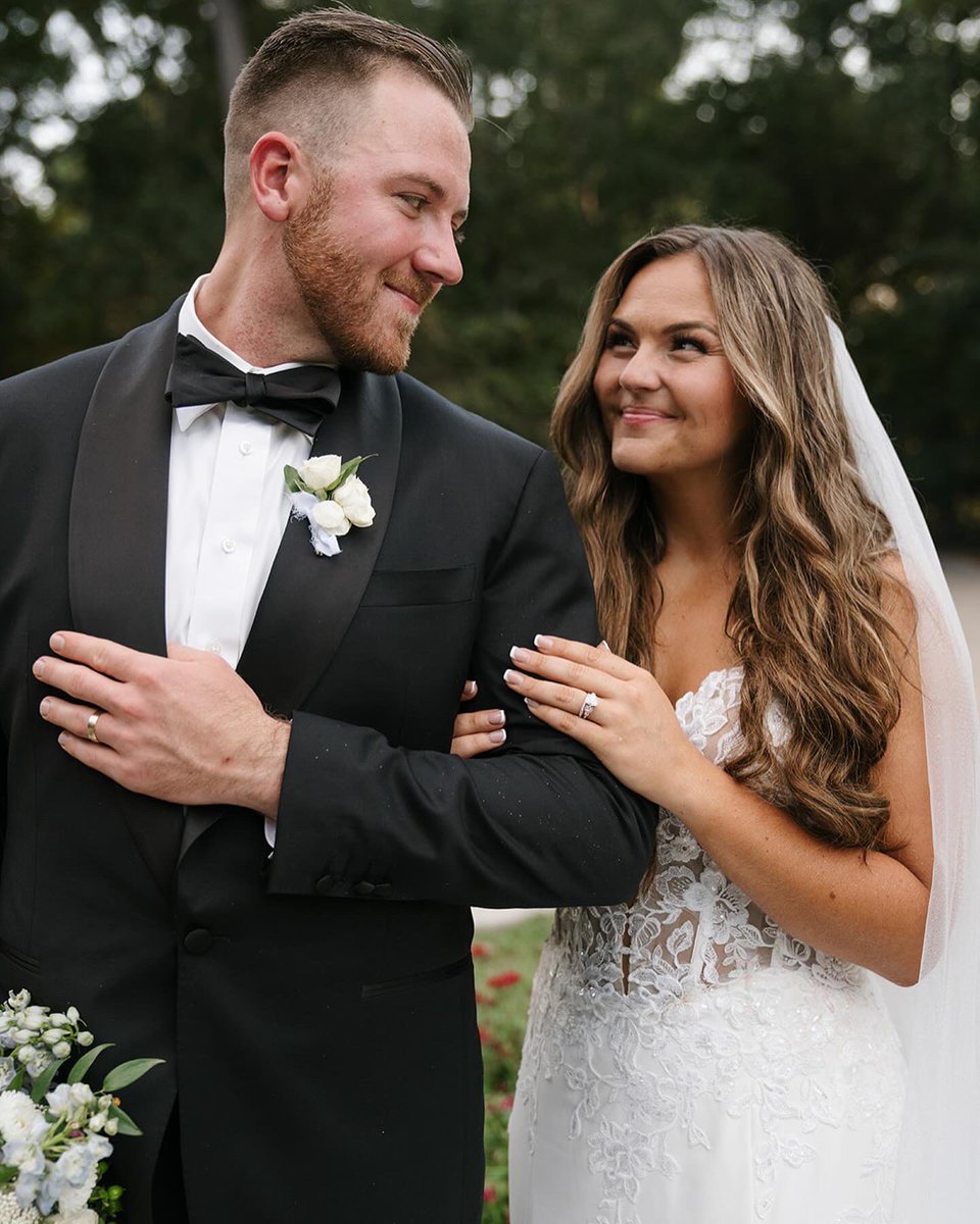 Carly Perkins tweet media