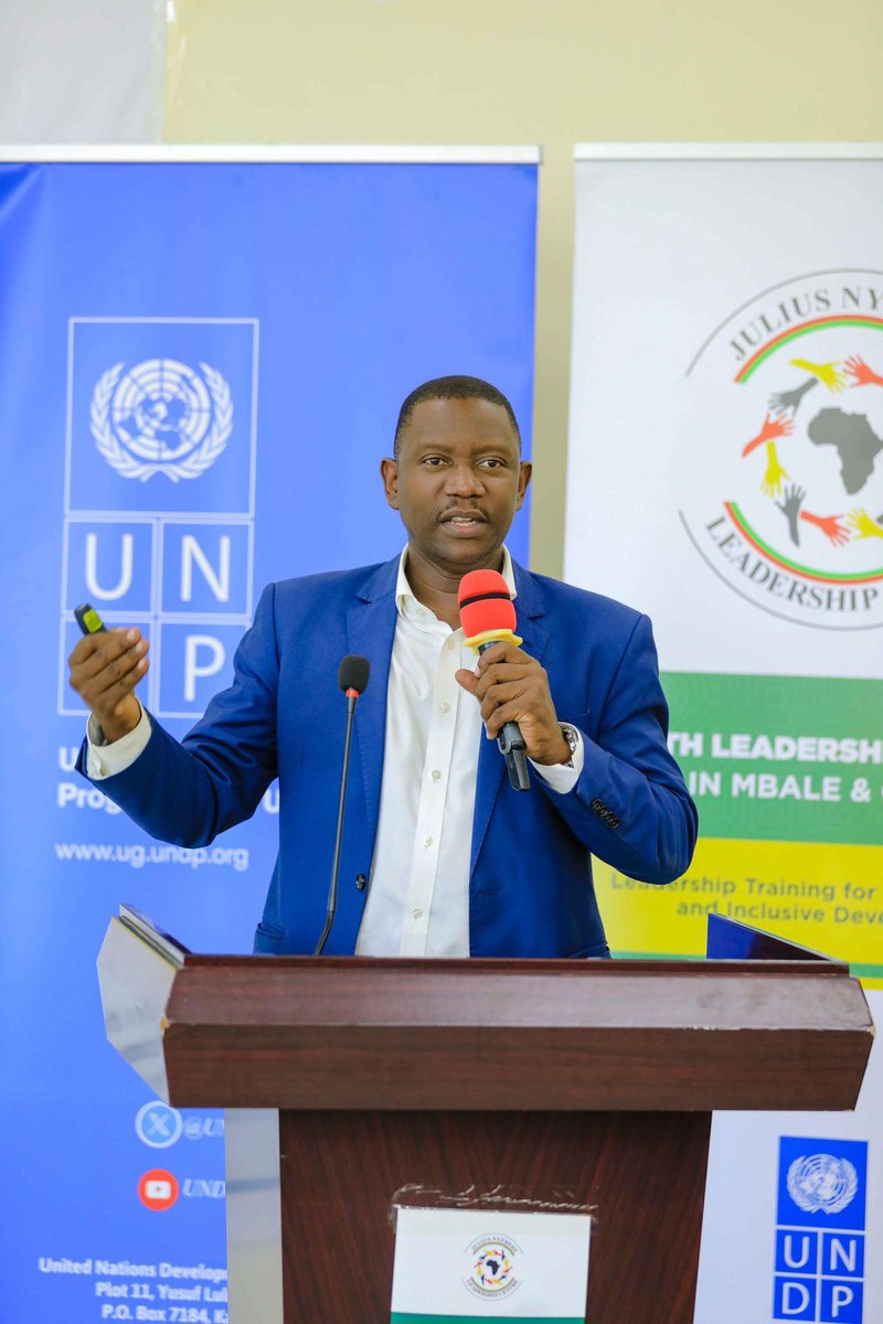 hkasacca's tweet photo. @TheJNLC @UNDPUganda @DaudiKabanda  In all societies , everything fails or succeeds on account of leadership https://t.co/zNJ4Mkxd2y