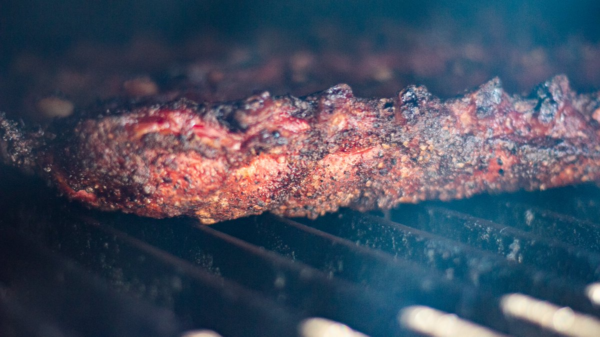 ringer's tweet photo. Next up on #ShiftMeal: Chad Phuong of Battambang BBQ.
Chad and @dannychau discuss blending Texas tradition with Cambodian flavors, growing up in Cambodia during the Khmer Rouge, and the influence of the Lakers.
➡️ https://t.co/skPegU44T5 https://t.co/tKboXRbQTZ