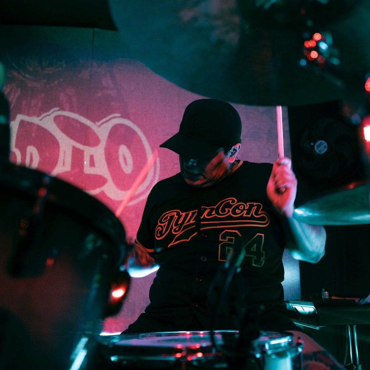 NandoDrumms's tweet photo. El viernes pasado junto a Tedio, ahora o nunca y Buer. En un solo concierto, fue increíble. https://t.co/JVviawfpl7