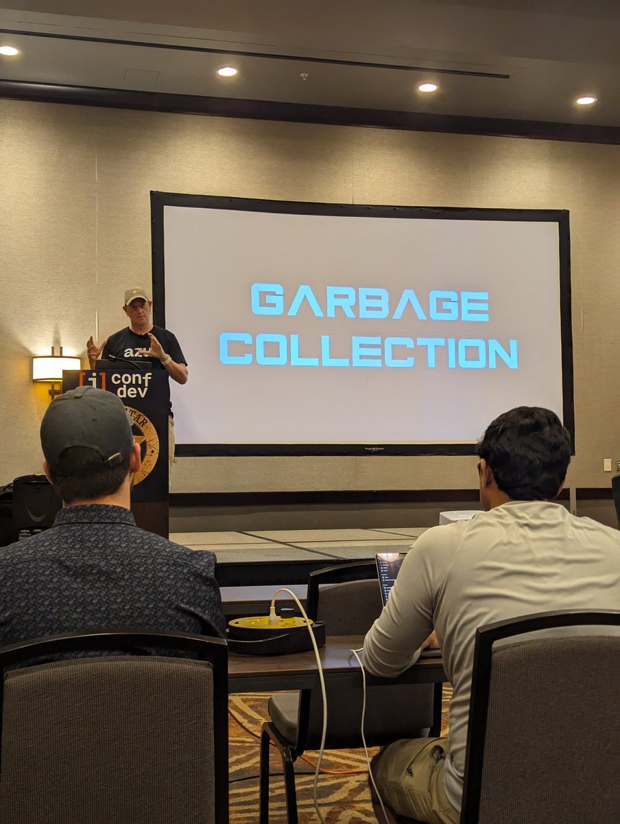 Watching "Trash Talk" by <a href="/hansolo_/">Gerrit Grunwald 🇺🇦🇹🇼✌🏻</a> <a href="/jconfdev/">jconfdev</a>. By trash of course I mean garbage collection, the talk itself is excellent 😀