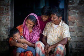 Later today, leaders from the Community Health Delivery Partnership (CHDP) will convene to discuss how accelerated progress towards #UHC can take place through strengthening PHC at the community level, especially health workers. 
Let's unite #ForEveryChild 
#UNGA79 #HealthForAll