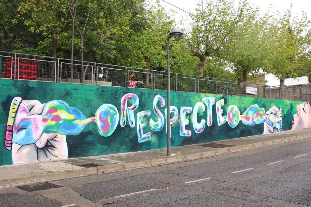 AjRoquetes's tweet image. 🟣 𝗜𝗚𝗨𝗔𝗟𝗧𝗔𝗧 | #Roquetes llueix nous murals urbans dedicats al #respecte i la #igualtat 🫂🌍

📍 Zona Esportiva Municipal
📍 Edifici #LaIbérica

🎨 Obra de l'artista @aRaLGombau 

😍 QUIN RESULTAT❗️

ℹ️➕📸➕📽️: roquetes.cat/web/roquetes-l…