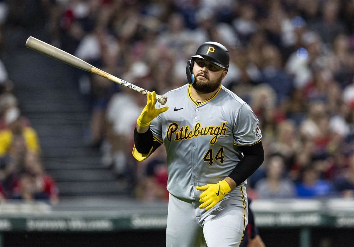 MorningBrew's tweet photo. Horrid workplace vibes—MLB player Rowdy Tellez was set to receive a $200,000 bonus if he reached 425 plate appearances this season

The Pittsburgh Pirates cut him yesterday. At 421 plate appearances.

The Pirates have 5 games left this year https://t.co/6QeDF49E3S
