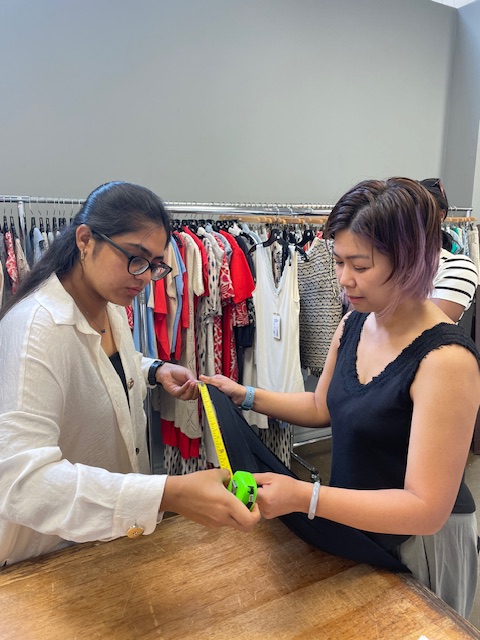 SenecaFashion's tweet photo. We took a behind-the-scenes look at our Fashion Business (FAB) buying trip for Spring 2025 clothing &amp; seasonal jewelry for our Boutique! 🛍️ Visited 3 vendors: LED Apparel (Garcia), MERX Inc (jewelry), &amp; Slavin Raphael (DEX &amp; Black Tape). Busy season! #fashion #seneca https://t.co/u4co85nhJx