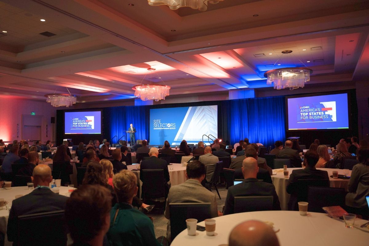 “Along with the increasing importance of infrastructure, site readiness continues to be what sets states apart." <a href="/ScottCohnTV/">Scott Cohn</a> joined #SSGFallForum, taking us behind the scenes of <a href="/CNBC/">CNBC</a>’s 2024 America’s Top States for Business and the trends driving state competitiveness.
