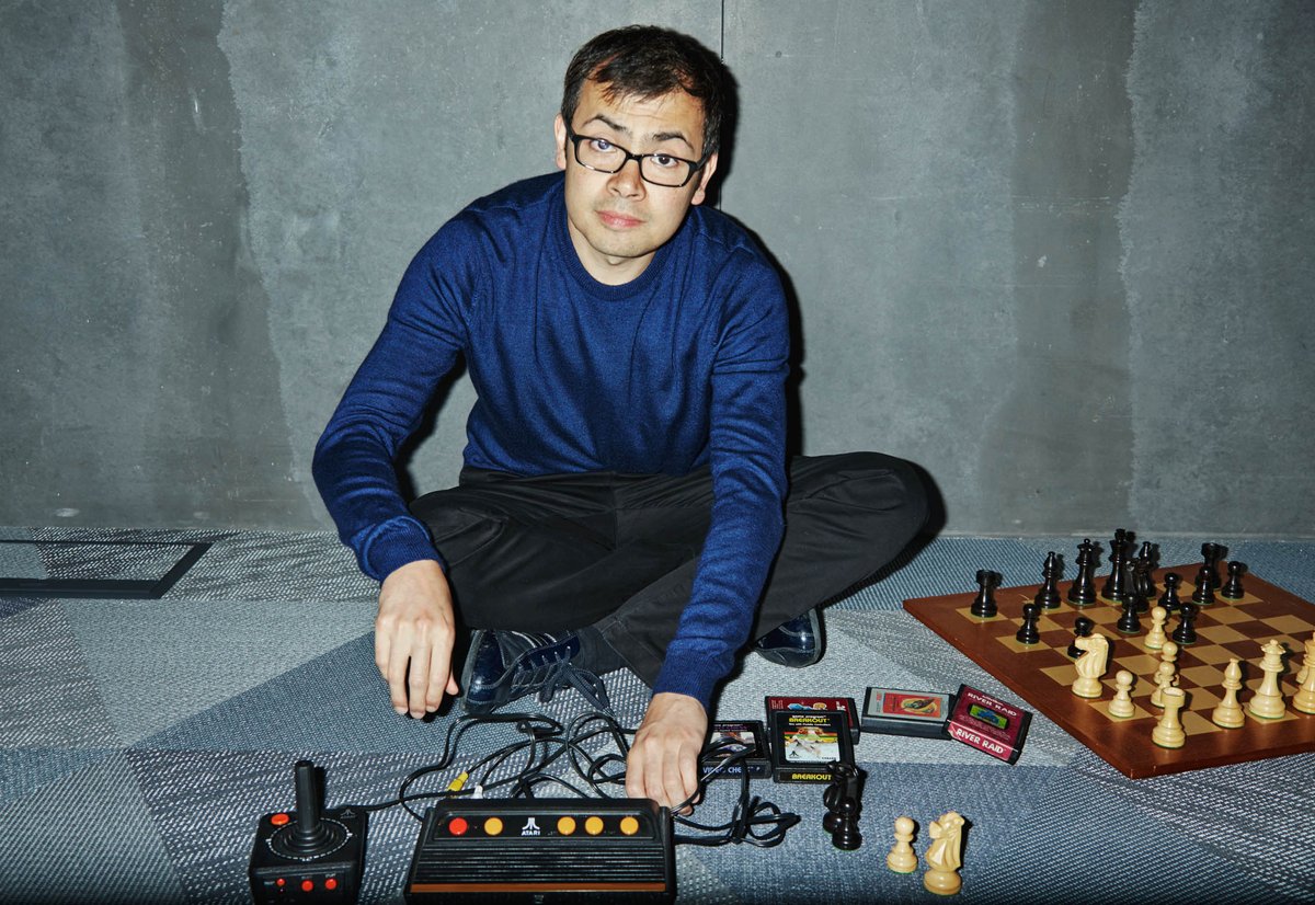 Elon Musk is terrified of this man:

• Chess master at 13
• Sold his company to Google for $500 million

Now he's building something that will make humans obsolete.

4 lessons from the only person Elon listens to: