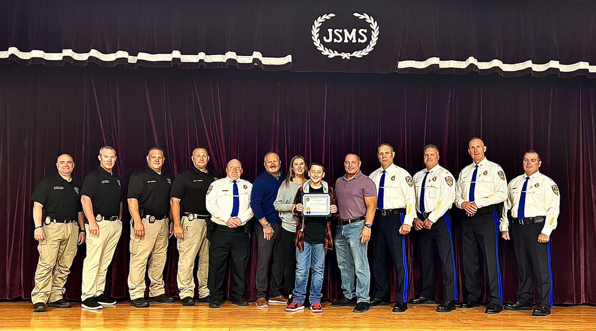 OldBridgeTPS's tweet photo. Today, Old Bridge Chief of Police T. Montagna, Superintendent David Cittadino, and the OBPD administrative team honored John K., a sixth-grader from JSMS, for exemplifying the Pillars of Character, specifically Citizenship, Caring, and Empathy. (1/2)  @OBSupCittadino https://t.co/dpSnodrdf3