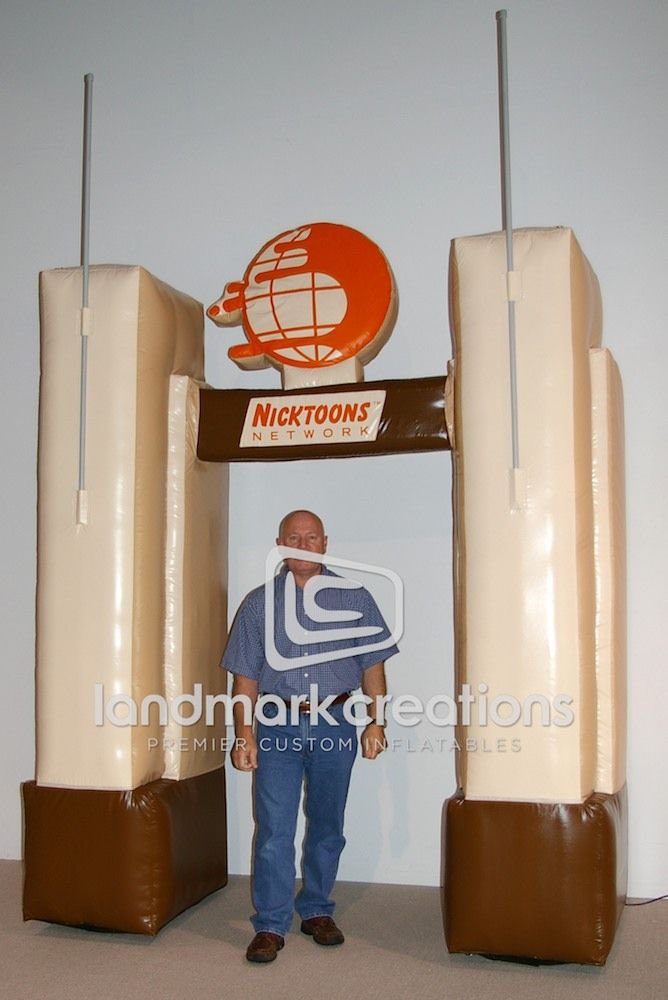 arbyscastingcall tweet media