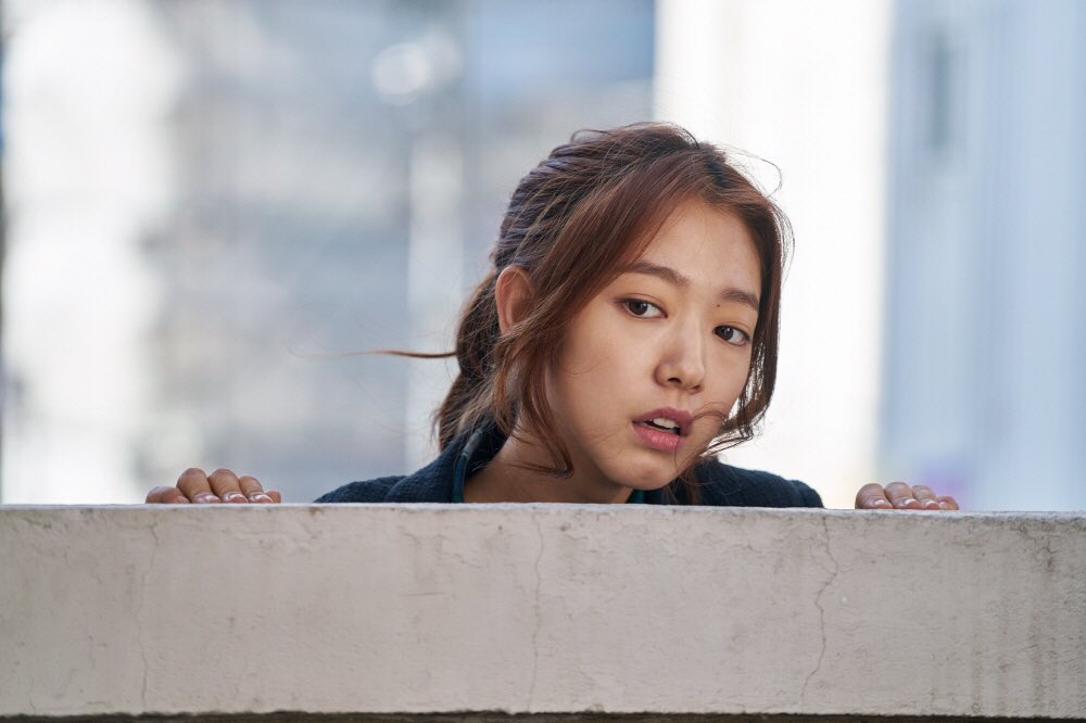 kdramagoddess_'s tweet photo. 🍿2016
#GoghTheStarryNight - special appearance 
#MyAnnoyingBrother (film) - a judo coach

🍿2017
#HeartBlackened (film) - the prime suspect in a murder case
#TemperatureOfLove - special appearance https://t.co/F628ZrV9Dp