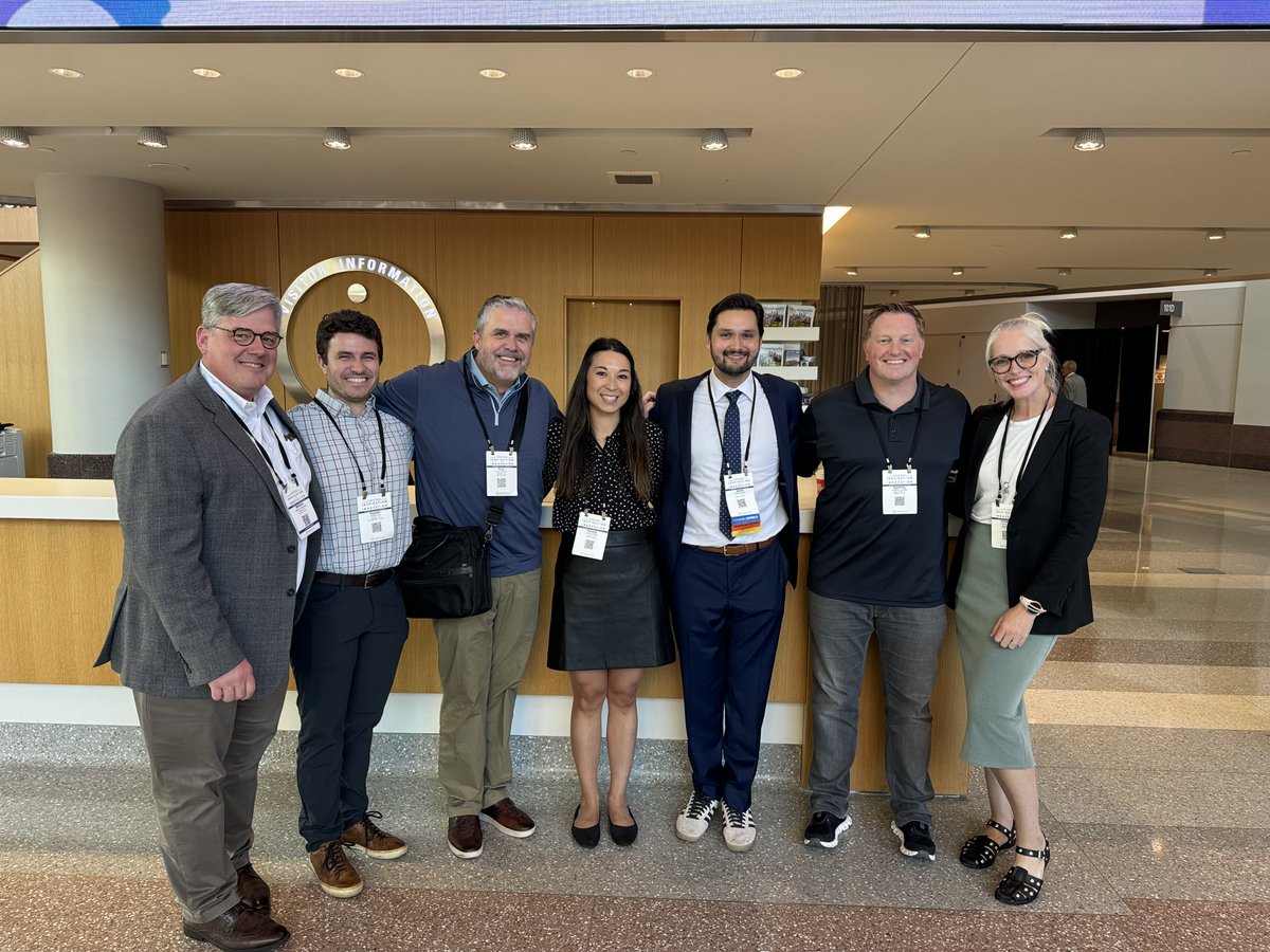 ortho_ut's tweet photo. Our hand and upper extremity surgery faculty, along with some residents, had an amazing time at the #ASSH2024 annual meeting. We delivered talks, connected with colleagues, and explored the latest in hand care. Thanks for the hospitality—already excited for 2025! #orthopedics https://t.co/sLk9Qblz9m