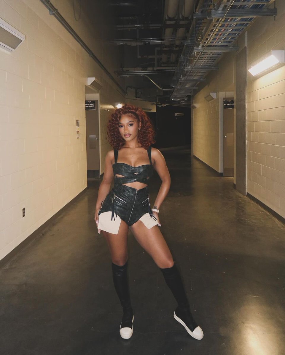 ThePlasticsNYC's tweet photo. @blakeianaaa kicked off Tour wearing our Vintage Leather Shorts &amp; Matching Bralette 😍

Styled by @Eburnsprepjerks https://t.co/bgqHeIgSum