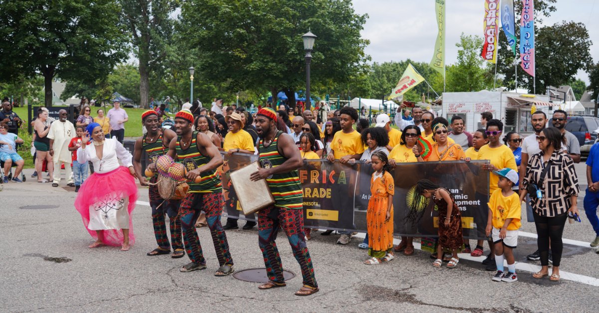 Dr. Gene Gelgelu founded <a href="/AEDSMN/">AEDS</a> in St. Paul, MN to help fellow African immigrants build wealth through entrepreneurship and homeownership. LISC has been by his side, offering guidance and support, since the #CDFI’s inception. [1/2]