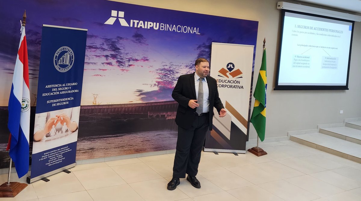 BCP_PY's tweet photo. Los seguros y su importancia fue el tema desarrollado por técnicos de la Superintendencia de Seguros durante dos jornadas de capacitación en @itaipuparaguay, en las que participaron funcionarios de la binacional.

Facilitadores: Pedro González, Hugo Servián y Sonia Osorio. https://t.co/Fl8zedIjAq