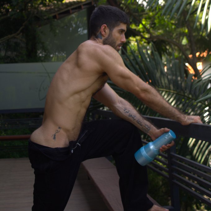 Ready for a tight squeeze?   US/Europe/Canada/Australia:    https://t.co/i1IBWyj1eJ     Brazil:    https://t<a href="/tag/gayporn"class="tags"><span>#gayporn</span></a><a href="/tag/onlyfans"class="tags"><span>#onlyfans</span></a>