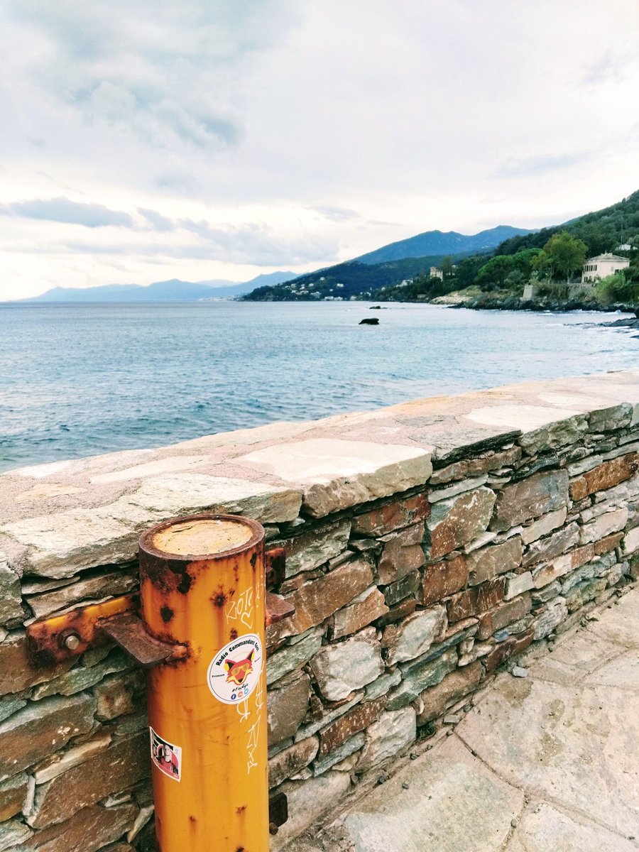 Commandant_Cool's tweet photo. Tranquillu cù u Cumandante Cool !!
🏝🌤😎🍺
#Corse #Erbalunga #Farinole https://t.co/PLsBX29XSv