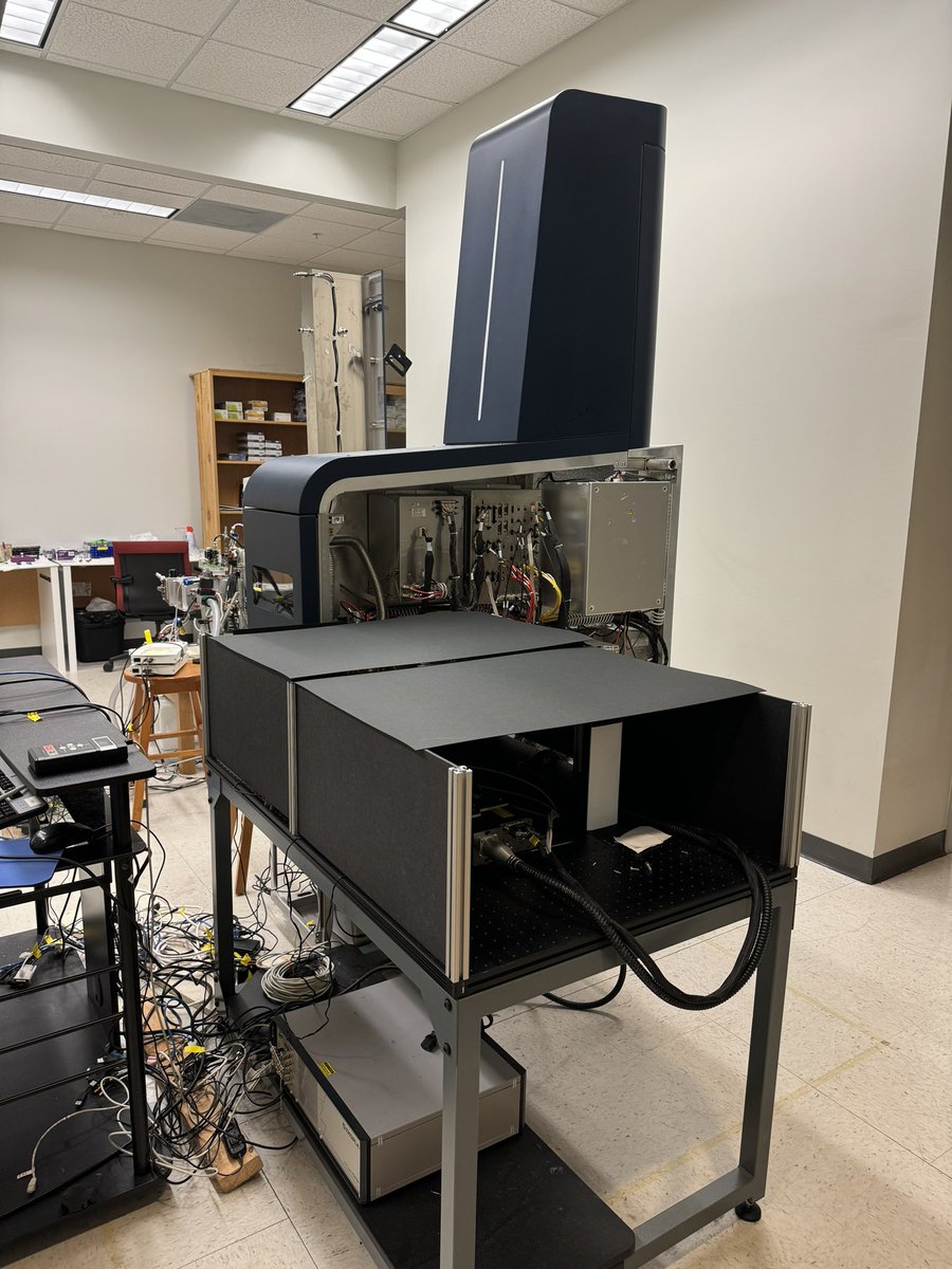 Bleiholder Group (@bleiholderfsu) on Twitter photo Lab and instruments shutdown due to #HurricaneHelene
Great teamwork by Kaira Mayberry, <a href="/thapedrete/">Thaís Pedrete</a> <a href="/jl16n/">Jusung Lee</a>
Everyone stay safe!
#instrumentlab #TeamMassSpec Lab and instruments shutdown due to #HurricaneHelene
Great teamwork by Kaira Mayberry, <a href="/thapedrete/">Thaís Pedrete</a> <a href="/jl16n/">Jusung Lee</a>
Everyone stay safe!
#instrumentlab #TeamMassSpec