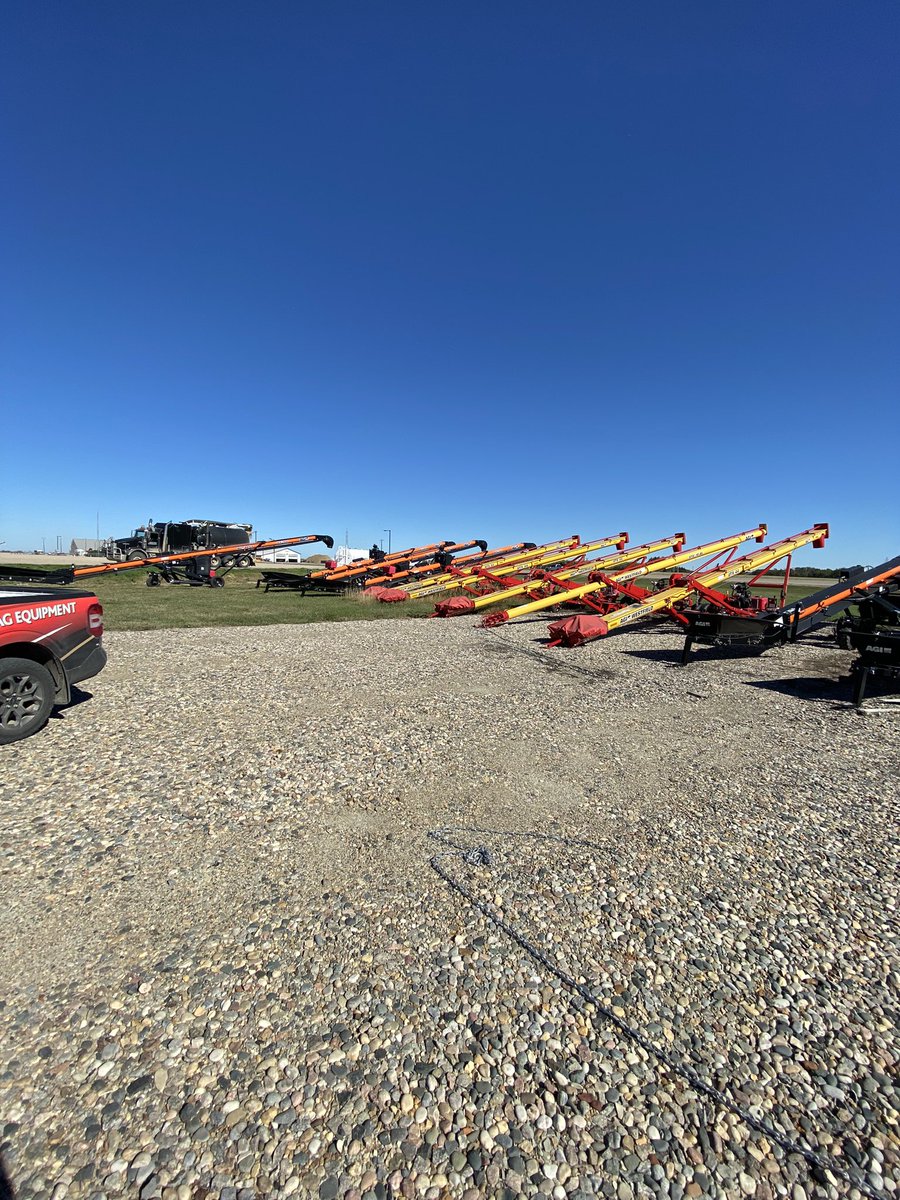 Gary05357863's tweet image. MASSIVE AGI TRUCKLOAD AUGER BLOWOUT!!! HUGE SAVINGS TO BE HAD ON BATCO CONVEYORS 🌾.  AGI REBATES LAST UNTIL MONTH END💥 CALL NOW.  204-821-8040. We won’t be undersold 💯! #AGI #Westfield #Coopagequipment #Batco #Virden