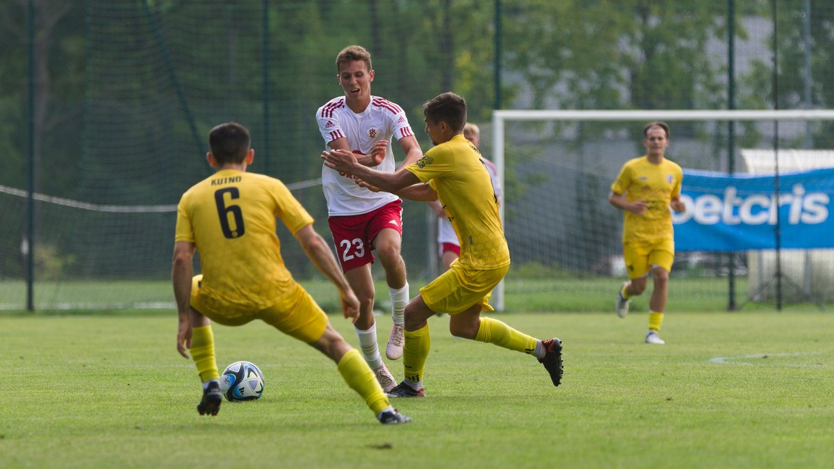 ap_lkslodz's tweet image. Po dogrywce meldujemy się w kolejnej rundzie Okręgowego Pucharu Polski!

ŁKS III 🆚 KS Kutno 2⃣:1⃣

⚽️ Mikołaj Kwieciński
⚽️ Kacper Miązek

📷 @LensStrong