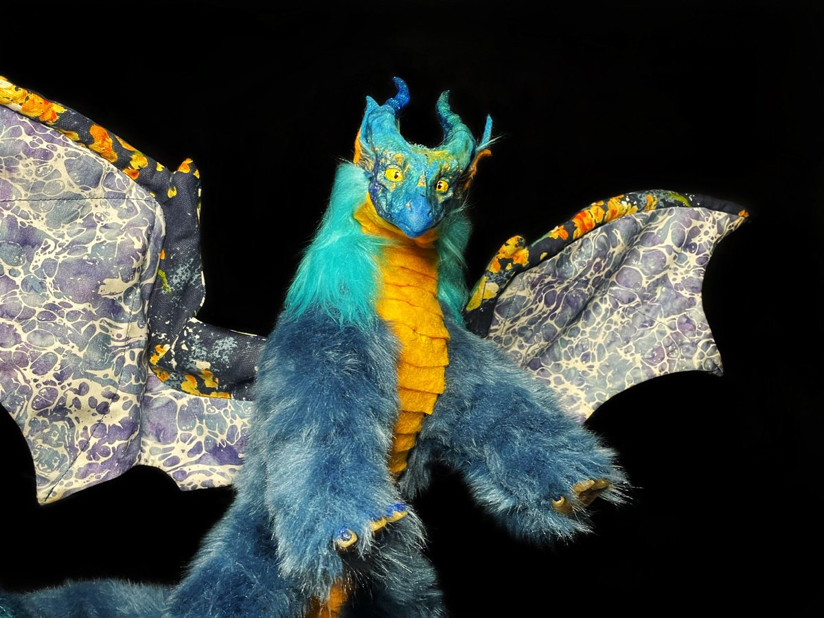 DapperRaptorSt's tweet photo. I’m trying to post more frequently, I’ve been neglecting social media for a while and now we’ve got a huge backlog of art dolls to post! But in the meantime here are a few more pictures of this dragon we’ve been calling ‘fish boy’ since he’s got a kind of watery theme. https://t.co/accWnR0gBt