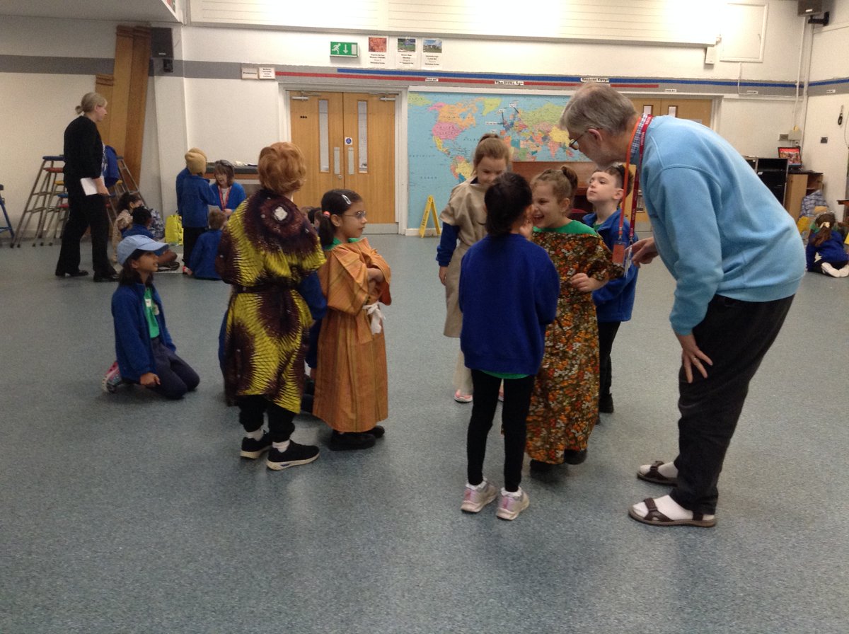 HillsideYr2's tweet photo. RE Inspired
We enjoyed dressing up and exploring the story of the paralysed man with the help of a team of volunteers. https://t.co/3BeP4qrIvi