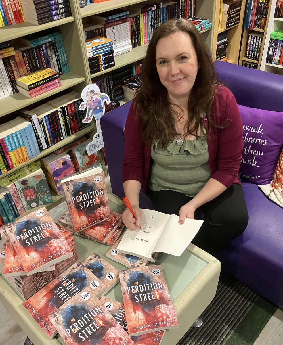 LittleAcornsBks's tweet photo. #Derry author @LeonaONeill1 with her supernatural novel #ThePerditionStreet from @QuillandCrow &amp; Belfast-born Derry-based author #JamesSimpson with his culturally Derry-set novel #TrueColours from @ColmcillePress 📚💚 #SupportLocal #ChooseBookshops 4/5 https://t.co/oqUEubz5RO