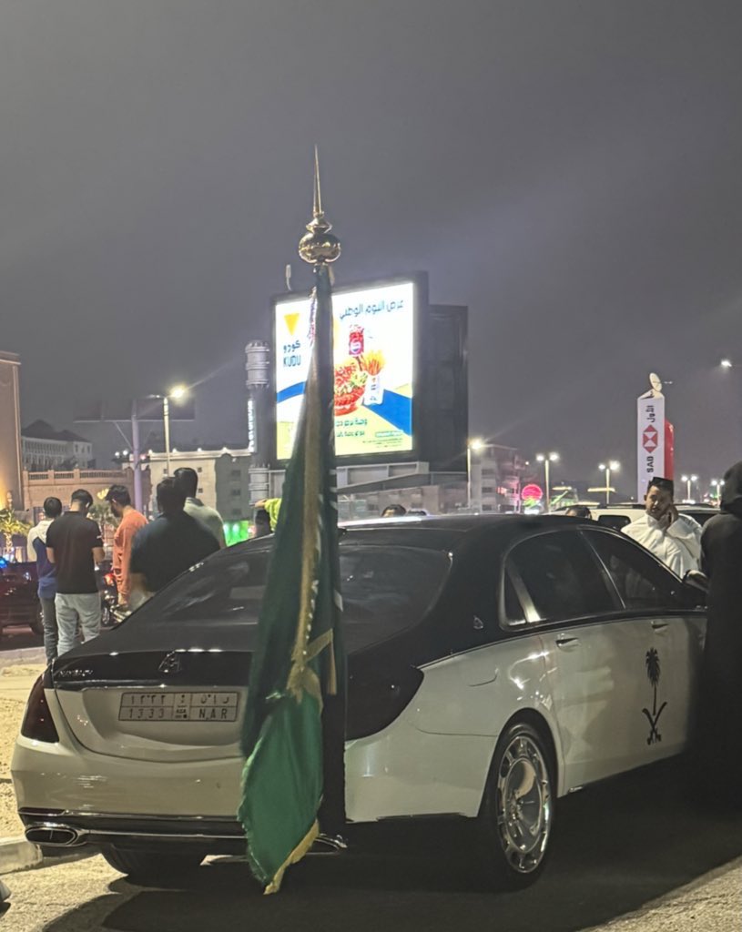 ksa26185's tweet photo. دامت افراحك يا وطن🇸🇦 https://t.co/MvuyWDina0
