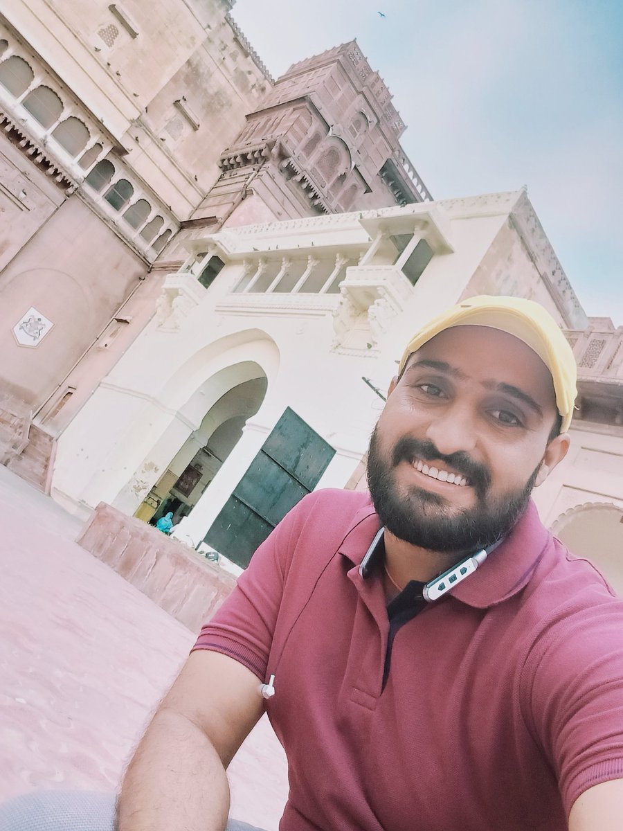 Dev_Poonia977's tweet photo. At Junagarh Fort Bikaner https://t.co/fWr1tMx8Dc