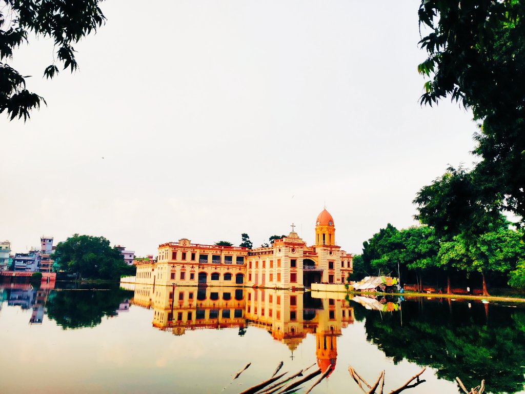 rahulmukesh's tweet photo. cms school bhagalpur 
beauty of the nature. https://t.co/YsSKii46QB