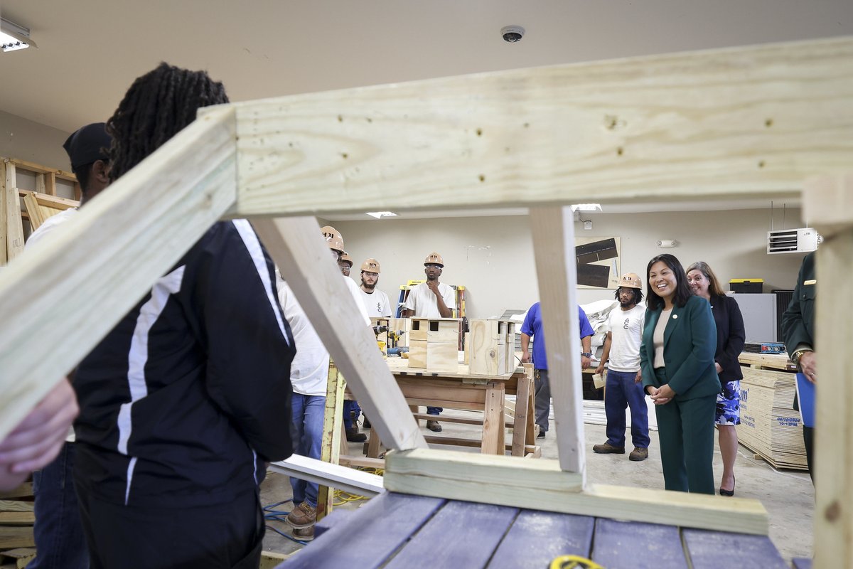 Acting Secretary Julie Su tweet media