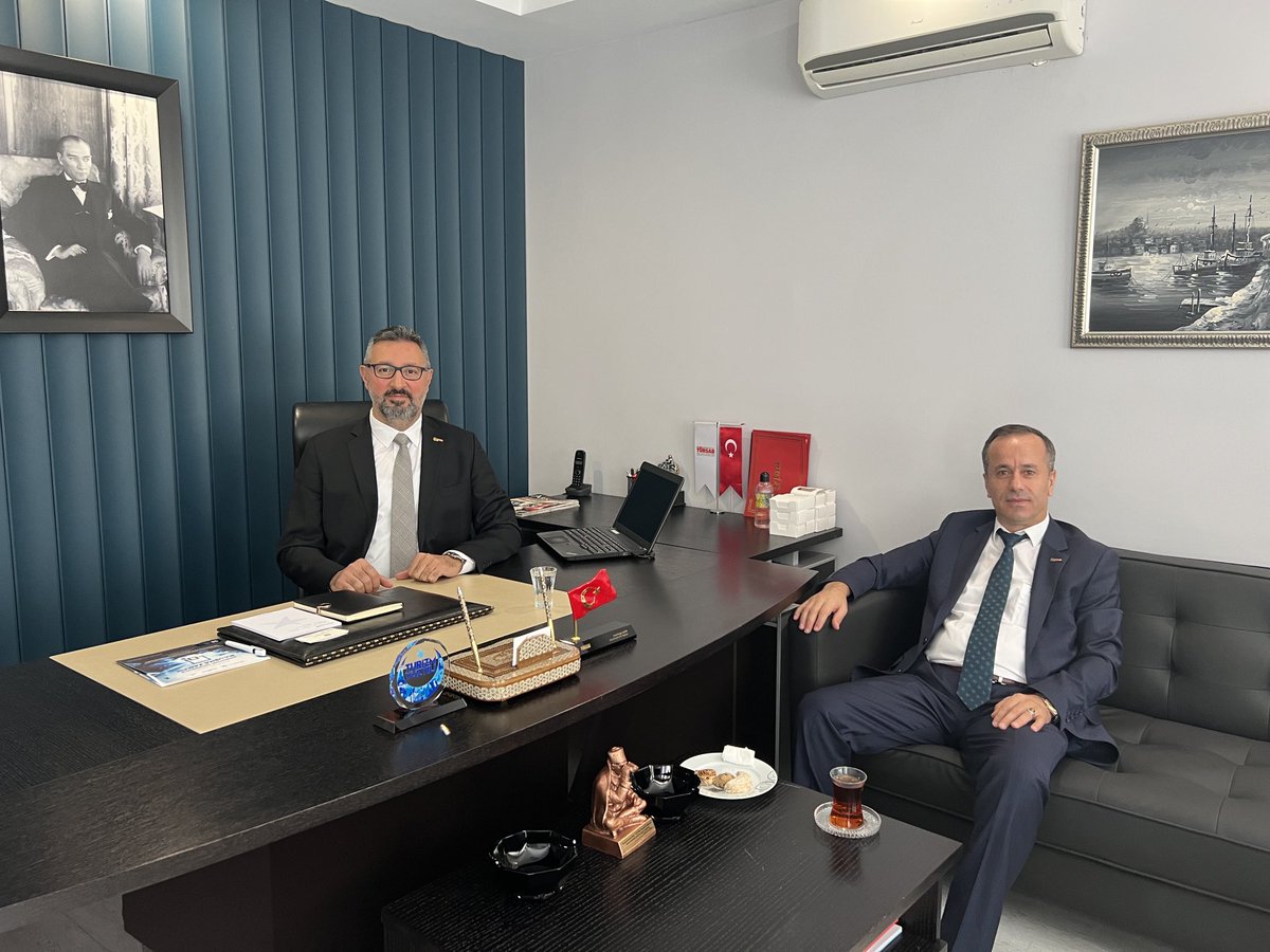cevdet özgökçe (@cevdetzgke2) on Twitter photo Ankara Türsab bölge başkanımız Sn. Cevat Engin Şahin kardeşimi Türsab Ankara ofisinde ziyaret ettim. Sektör hakkında bilgi alışverişinde bulunduk. Ev sahipliği ve misafir perverliği için Engin kardeşime teşekkür ederim. <a href="/civilengin/">Engin SAHIN</a> <a href="/ortaanadolubtk/">Orta Anadolu BTK</a> <a href="/doguanadolubtk/">Doğu Anadolu BTK</a> Ankara Türsab bölge başkanımız Sn. Cevat Engin Şahin kardeşimi Türsab Ankara ofisinde ziyaret ettim. Sektör hakkında bilgi alışverişinde bulunduk. Ev sahipliği ve misafir perverliği için Engin kardeşime teşekkür ederim. <a href="/civilengin/">Engin SAHIN</a> <a href="/ortaanadolubtk/">Orta Anadolu BTK</a> <a href="/doguanadolubtk/">Doğu Anadolu BTK</a>
