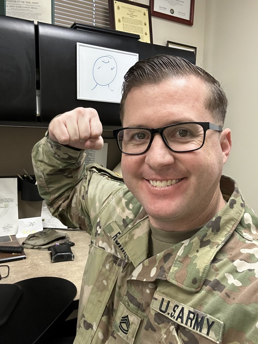 ArmyDood tweet media