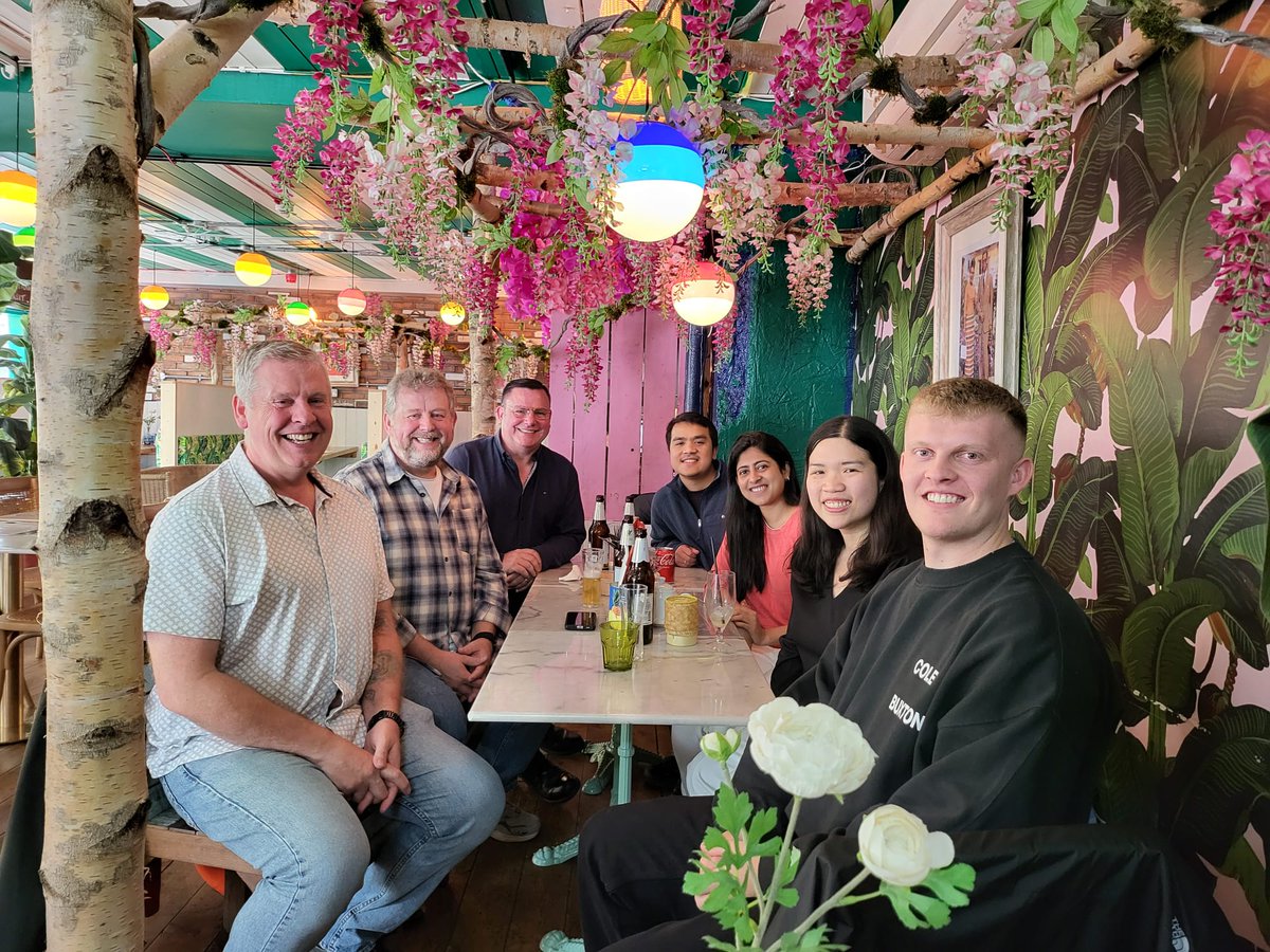 Mark1Systems's tweet photo. Just us brightening up your timeline on a dreary Wednesday, remembering when we celebrated with our MBA students.
#Mark1Systems  #ISOConsultancy #Services #BespokeManagementSolutions https://t.co/MNHez5JMBZ