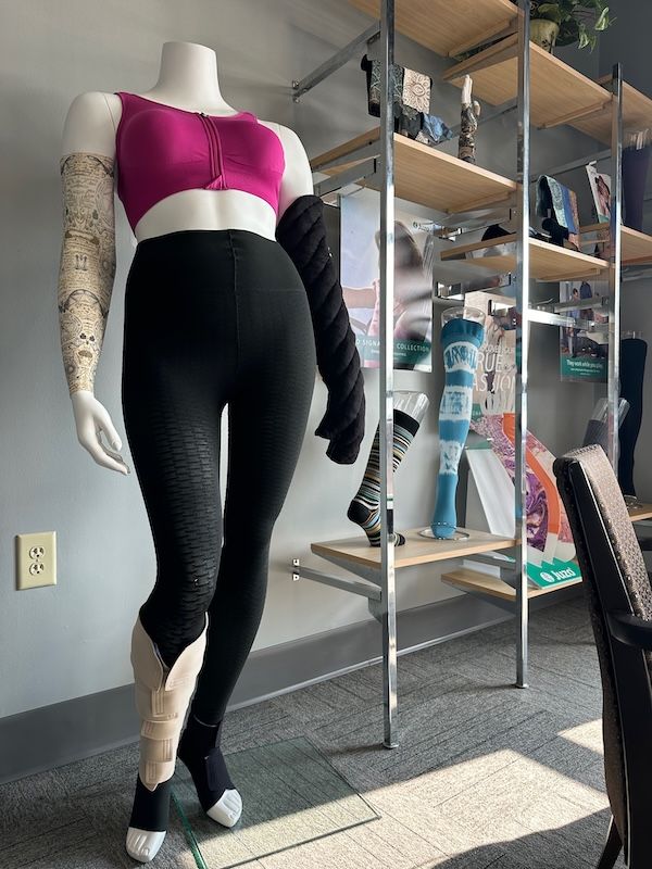 pipboutique's tweet image. Beautiful support from head to toe. Wherever you are in your post-cancer treatment journey, we have garments to help you look and feel your best. 

#mastectomygarments #breastprosthetics #compressionbra #lymphedemagarments #compressiongarments #breastcancerjourney