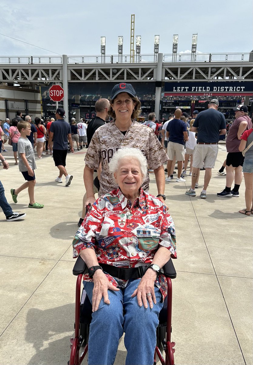 When in Cleveland in July, visiting my almost 95-year-old mom, I took her to see my two favorite ⚾️ teams, now both in the playoffs. I was just asked, who do I want to win when they play in the series? “I should have such problems”. Let’s Go ⁦<a href="/Padres/">San Diego Padres</a>⁩ ⁦<a href="/CleGuardians/">Cleveland Guardians</a>⁩