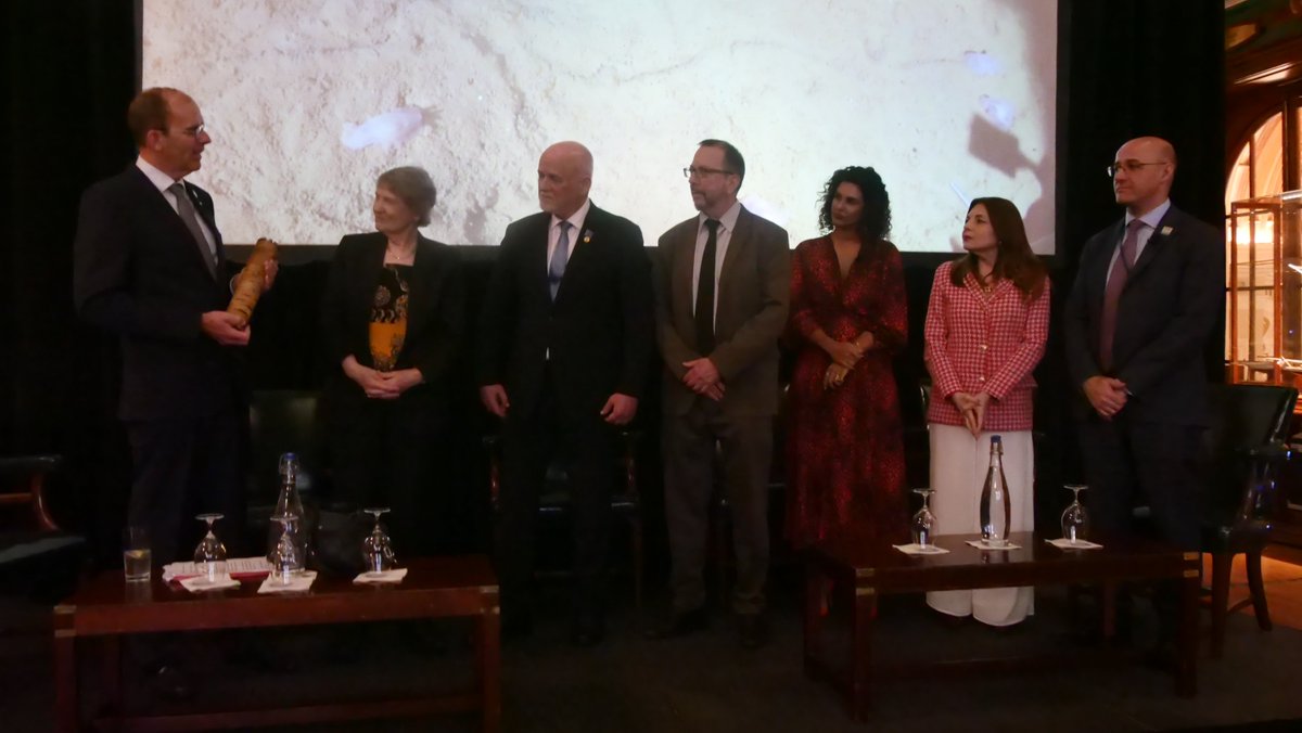 DeepSeaConserve's tweet photo. 🧵In the midst of #NYClimateWeek &amp; #UNGA, yesterday we were joined by scientists, states &amp; policymakers to celebrate progress made &amp; reflect upon what remains to be done to protect the #DeepSea. Thanks to everyone who came to this event! 

Read our recap below👇 #OceanLifelines https://t.co/27abxeldBC
