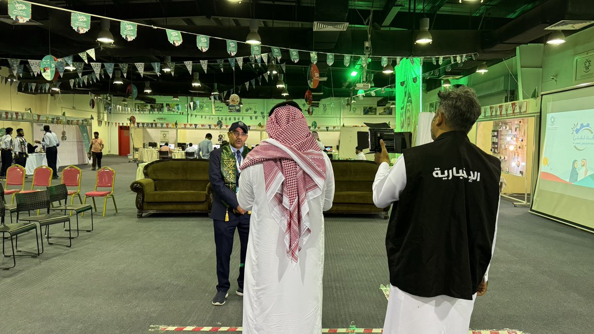 tvtc_m_alahsa1's tweet photo. 🔹تغطية قناة الإخبارية لمبادرة " أنت تقني ٣" بمناسبة #اليوم_الوطني_السعودي94  تحت شعار #نحلم_نحقق  

#التدريب_التقني https://t.co/NlPUaGKCBr