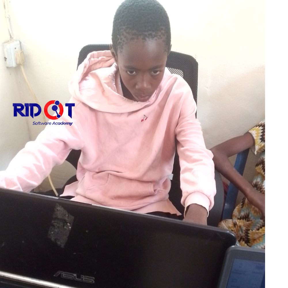 Ridot_software's tweet image. Who says tech is just for adults? 🙅‍♂️ 

Teens are changing the game with their next-gen ideas and unstoppable energy. 

The future is looking BRIGHT with #TeensInTech lighting the way! 

#Kids #Kidsintech #Techstartup #Womenintech #Stem