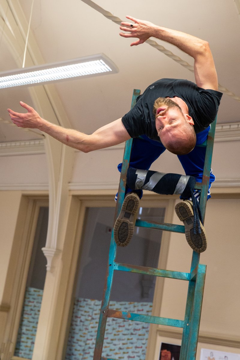 easternangles's tweet photo. Just going to leave these STUNNING rehearsal pics of The Deep right here...
Not trying to tempt you in to see the show this weekend or anything... π https://t.co/0QIJcc3laY
#TheDeep #Theatre #EasternAngles #Ipswich
πΈ Mike Kwasniak https://t.co/HUk76Uhh2Q