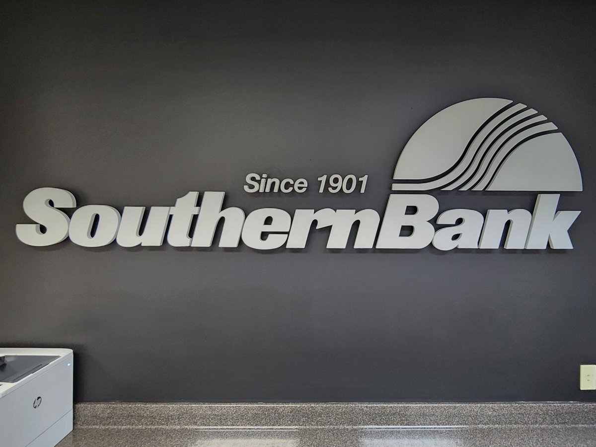 capital_sign_nc's tweet image. Southern Bank's acrylic interior signage for their office space in New Bern, NC 📍 

#InteriorSign #InteriorSignage #OfficeSigns #SignCompany #SignageCompany #Signs #AcrylicSign #NorthCarolina #BankSignage #BusinessSign #OfficeDecor