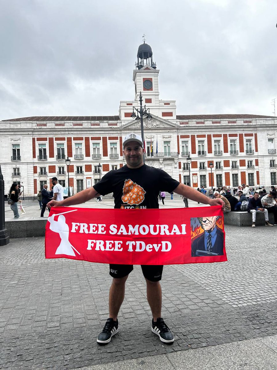 escuelitabtc's tweet image. ¡Hala Madrid!🇪🇸. Listo para el @Wo_Bitcoin . #FREESAMOURAI
#FREETDevD 🌀