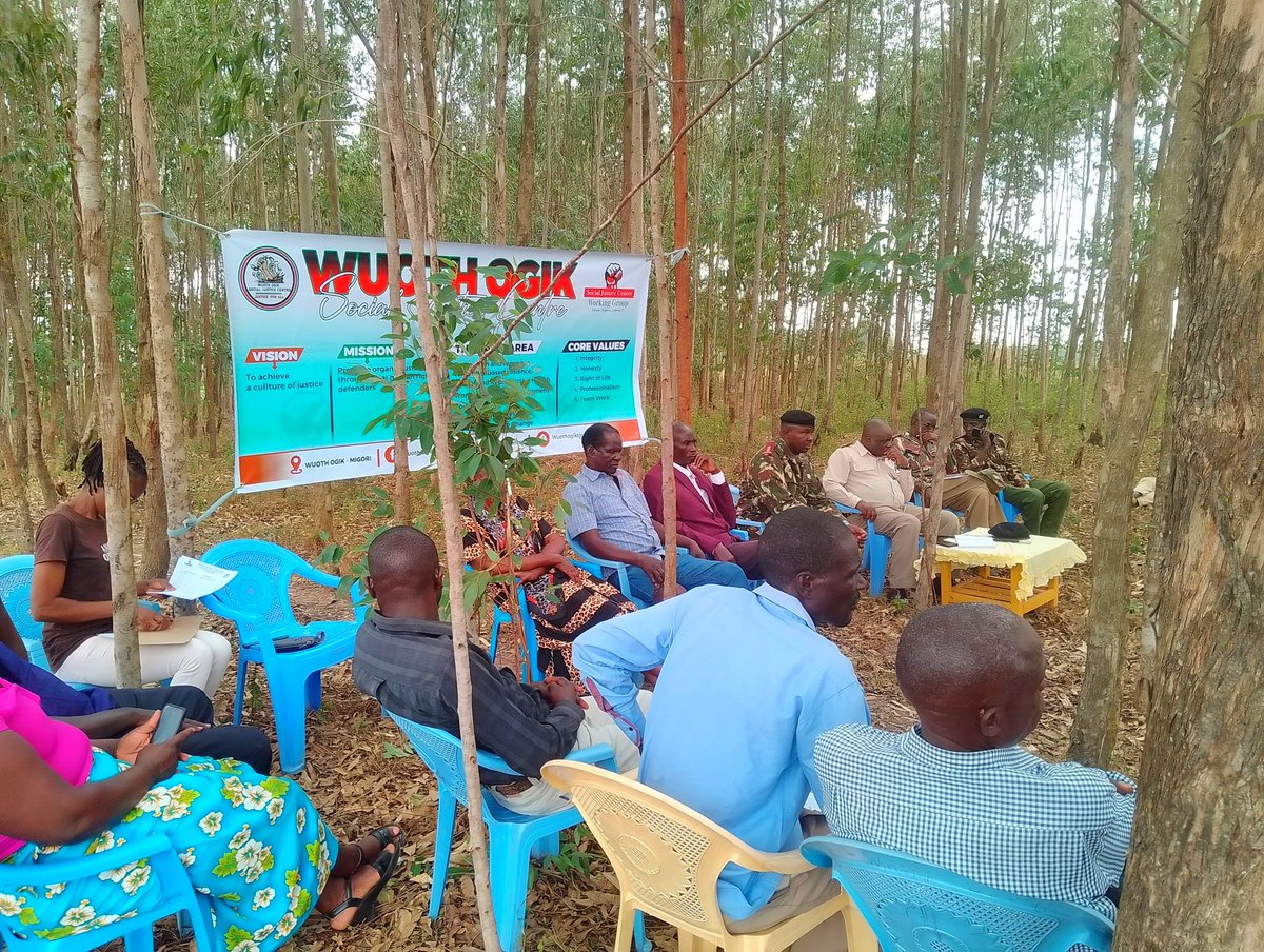 Today we had a dialogue with the community, local Authorities,  mji kumis and the business community on the rise of insecurity in the area,  gender-based violence prevention and response mechanisms in our community
<a href="/social_wg/">Social Justice Centers WG- Western Chapter</a> <a href="/DefendersKE/">@Defenders Coalition 🇰🇪</a> <a href="/NLinKenya/">Netherlands Embassy in Kenya</a> <a href="/PeaceNet_Kenya/">Peace-Net Kenya</a> <a href="/WomenHRDs/">Women in Social Justice Centers</a>