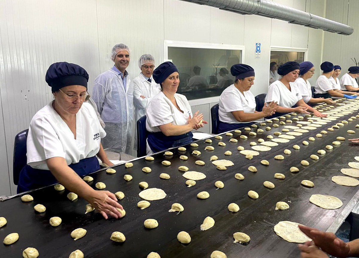 🍪<a href="/INESROSALESsau/">Inés Rosales SAU</a> es un referente de la industria agroalimentaria de #Andalucía.

🤤Hoy he podido conocer de primera mano el proceso de elaboración de sus famosos dulces y la apuesta de productos agrícolas de ‘km 0’.