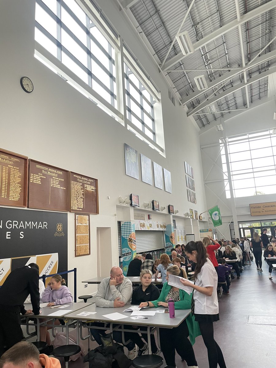 Maths Department - UGS tweet media