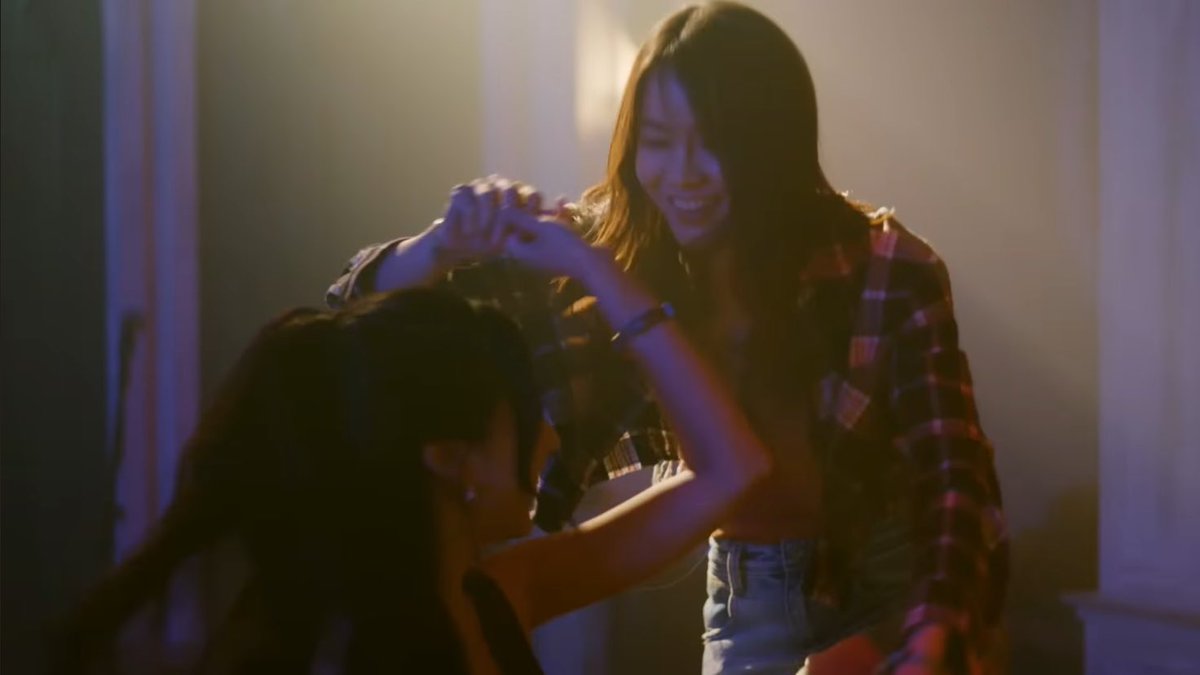 atpnanon_'s tweet photo. THEY LOOK LIKE A MARRIED COUPLE 😭
#APPLEMiniTrailer
#AppleMyloveTheSeries https://t.co/dB7dj5snur