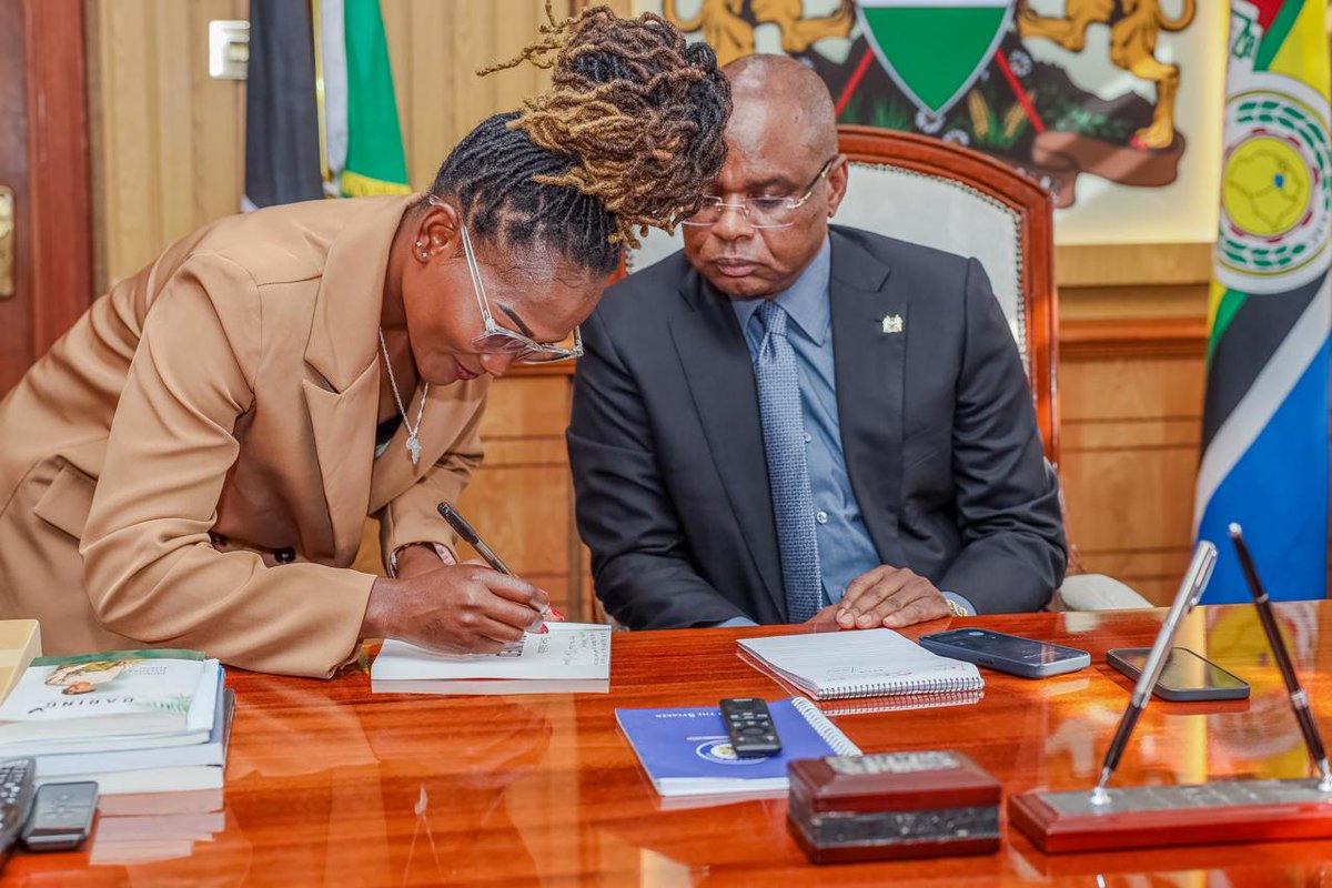 Anyway, #CHAINED was in parliament today, thank you Mp. Owen Baya and Speaker <a href="/HonAmasonKingi/">Rt. Hon. Amason Jeffah Kingi, EGH.</a> for having us. And thanks for recognising your Kilifi heroine in the session today. 

<a href="/pepeta_ke/">Pepeta</a>