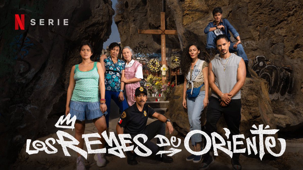 Los Reyes de oriente
(1 temporada) 🇲🇽

Una banda de tres amigos reina en un ajetreado barrio de la Ciudad de México, hasta que una tragedia repentina rompe sus coronas y convierte a dos de ellos en rivales.