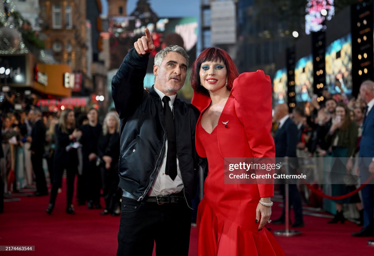 Lady Gaga &amp; Joaquin Phoenix at the #JokerFolieADeux premiere in London.