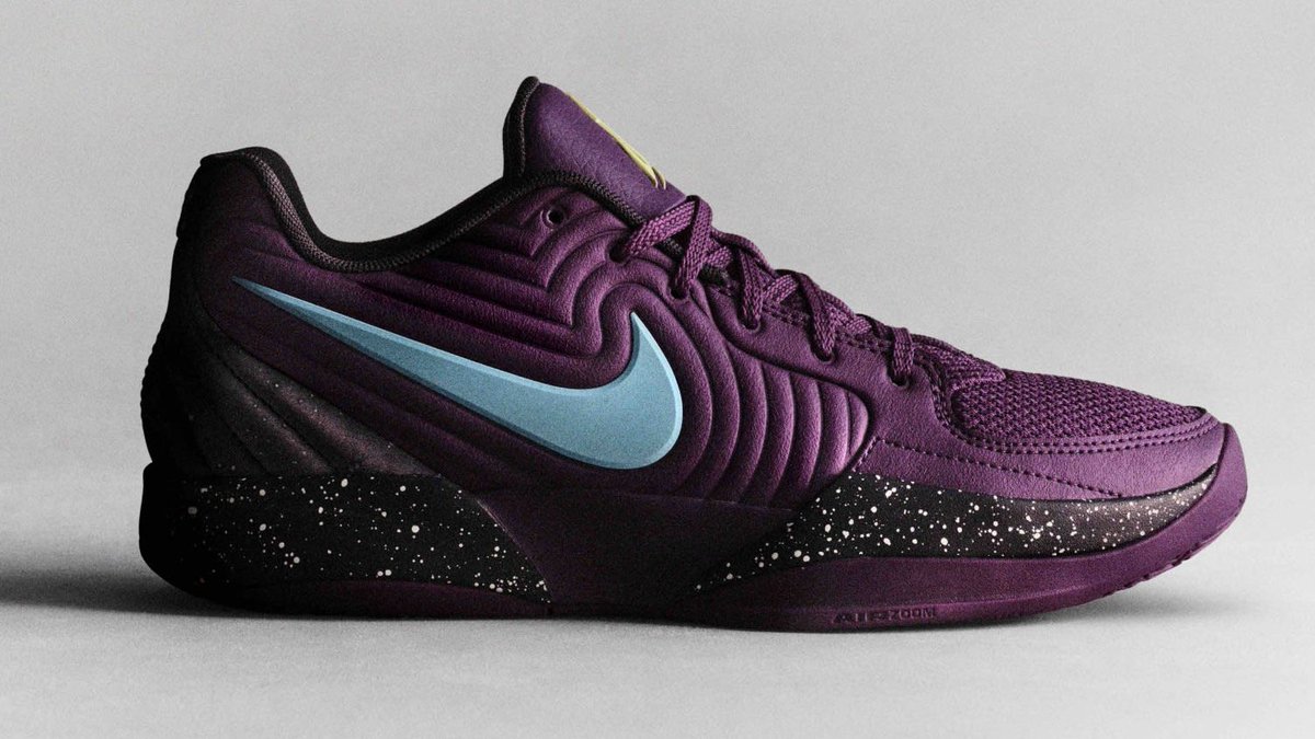 JustFreshKicks tweet media